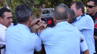 3 çocuk maaşı için intihar şovu