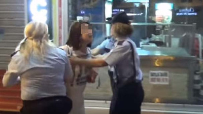 ''Müslümanlar IŞİD'' diye bağırınca gözaltına alındı