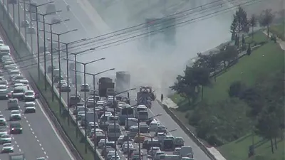 İstanbul'u kilitleyen olay ! TEM'de trafik durdu