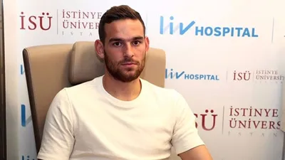 Vincent Janssen taş gibi çıktı