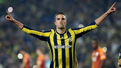 Van Persie'nin babasından transfer açıklaması