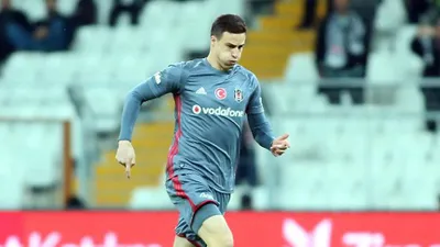 Beşiktaş'a müjde ! Mitrovic'e talip var !