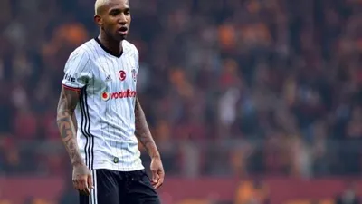 Benfica Talisca'nın sözleşmesini uzattı