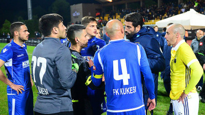 Fenerbahçe'nin hazırlık maçında ortalık karıştı !