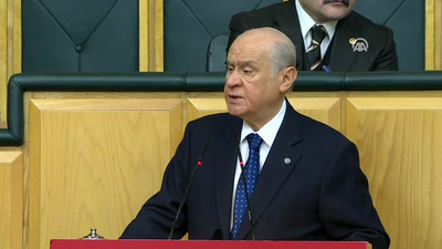 Bahçeli'den FETÖ mücadele soruları