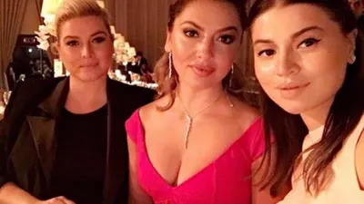 Hadise ile ablası birbirine girdi !