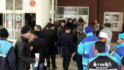 Adliye binasıdna uzun kuyruk ! Taşeron işçiler...