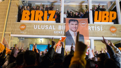 KKTC'de sandıktan kim çıktı ? Zaferini balkondan ilan etti !