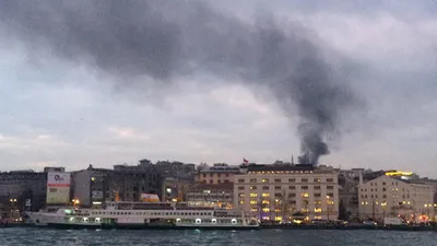 İstanbul Fatih'te korkutan yangın