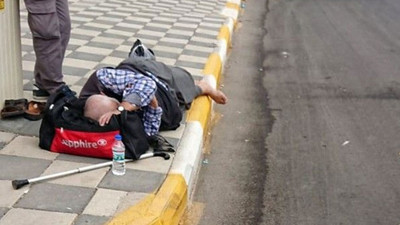 İnsanlık kaldırımda öldü !