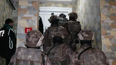 İstanbul'un 5 ilçesinde şafak operasyonu