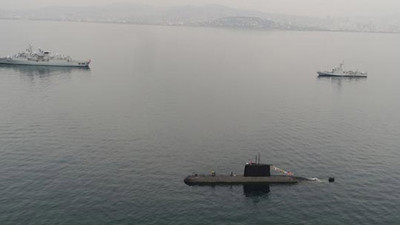 İstanbul'da denizaltı şaşkınlığı