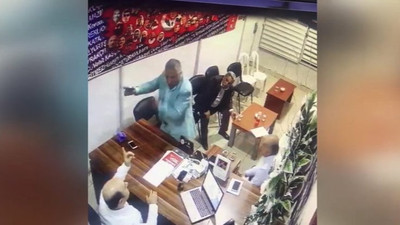 AK Partili başkan, AK Partili başkana silah çekti