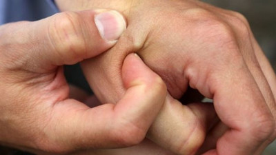Çalışanlara çip takıldı sendikalar ayaklandı
