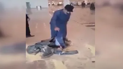 Uçuşu iptal edilen bakan öyle bir şey yaptı ki...