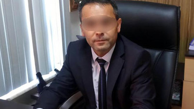 Müdür yardımcısı başka kadınla basıldı !