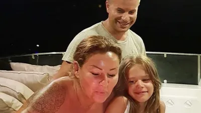 Pınar Altuğ'un kızına parkta taciz