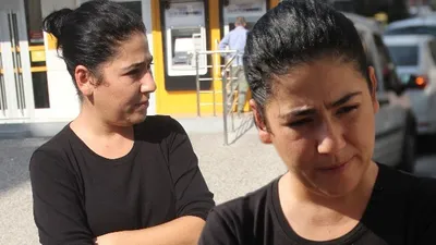ATM’de sıkışan parayı ''havada'' kaptılar !