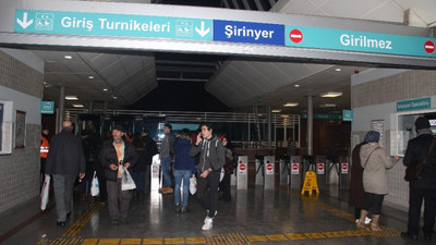 İZBAN'da grev var ! Seferler aksadı, vatandaş yolda kaldı