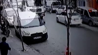 İçinde çocuk olan arabayı çekici çekti !