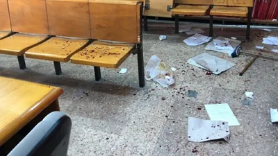 Duruşma salonu kan gölüne döndü: 8 yaralı