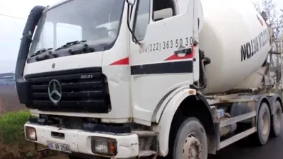 Çaldıkları beton mikserinin mazotu bitince kaçtılar