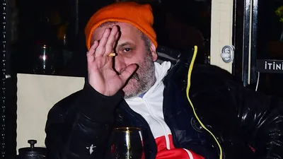 Yönetmen Onur Ünlü'den sevgili yanıtı