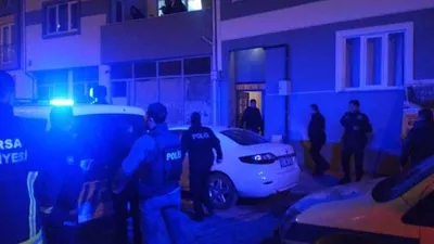 Polisin önünde eşini ve bebeğini bıçaklamaya devam etti