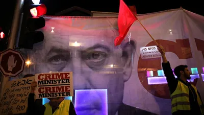 Sarı yelekliler o ülkede sokağa indi