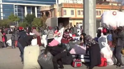 Suriyeliler ülkelerine geri dönüyor