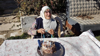102 yaşında ilk kez doğumgünü kutladı