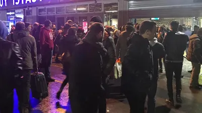 İstanbul'da metro istasyonunda intihar !