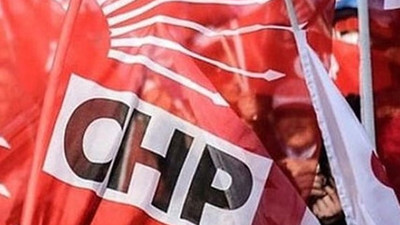 CHP İzmir'den aday adaylığını açıklamıştı ! Çekildi...