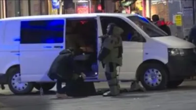 Taksim'de şüpheli çanta paniği