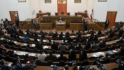 Mecliste toplu istifa depremi