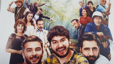 Afişte ustalara büyük ayıp