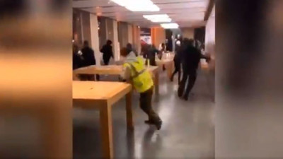 Fransa'da Apple mağazası yağmalandı
