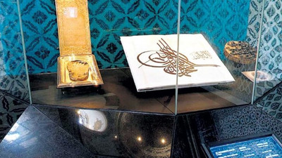 Topkapı Sarayı'nda mini etek ve şort krizi