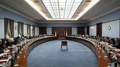 AK Partili Mahir Ünal'dan kritik açıklamalar