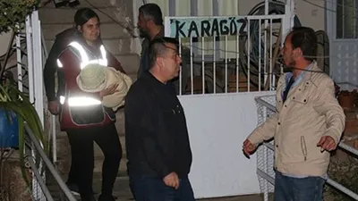 1,5 yaşındaki oğlunu rehin aldı