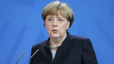 Merkel: ''Müslümanlar da İslam da Almanya'ya ait''