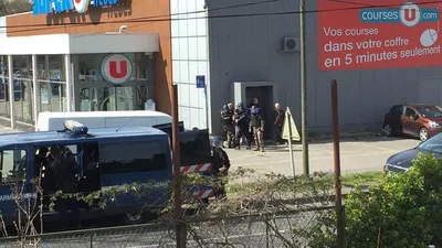Fransa'da süpermarkete DEAŞ saldırısı ! Ölü ve yaralılar var