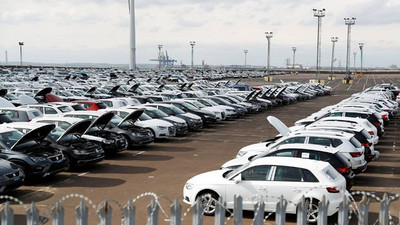 O ülkede dizel araba fiyatları yarı yarıya düştü