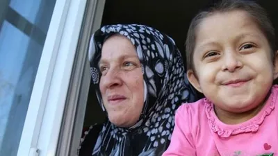 Kızına karaciğerini vermek için 15 kilo verdi