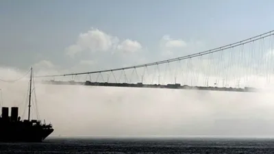 İstanbul Boğazı gemi geçişlerine kapatıldı !