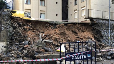 Kartal'da istinat duvar çöktü !