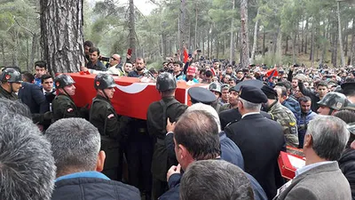 Afrin şehidinin cenaze töreninde dikkat çeken detay