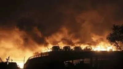 Patlayıcı taşıyan TIR infilak etti: 7 ölü
