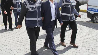 Yeni gözaltı dalgası: 20 gözaltı var !
