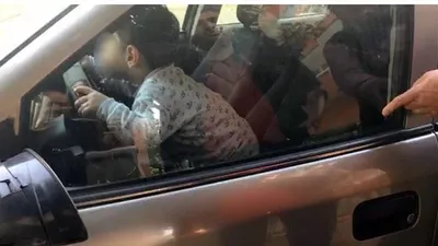 2 yaşındaki çocuk kendini kilitledi !